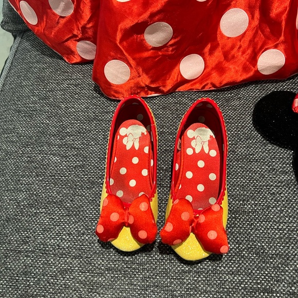 Disney Store Original Halloween Costumes age 5-6. - Picture 3 of 6